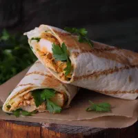 استخدام آشپز و کمک‌آشپز فست‌فود