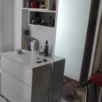 تخت دو نفره همراه با تشک .میز توالتی و پاتختی|تخت و سرویس خواب|رشت, پل تالشان|دیوار