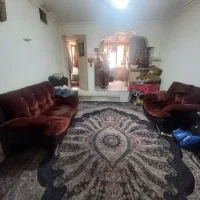 آپارتمان۴۵مترهمکف تمیزنقاشی چسبیده متروهلال احمر