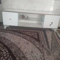 میز تلویزیون سالم و تمیز