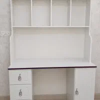 میز تحریر ، کتابخانه