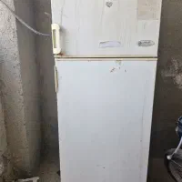 یخچال برند آزمایش