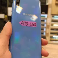 سامسونگ A70 تمیز درحد آک