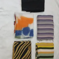 حراج شال و روسری شیک ۵۰ و ۱۰۰|لباس|شاهین‌شهر, عطار|دیوار