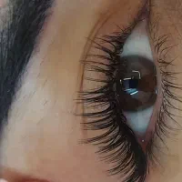 خدمات و آموزش کاشت اکستنشن و لیفت ابرومژه