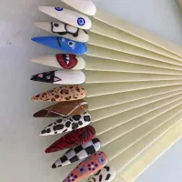 آموزش انواع طراحی و دیزاین ناخن با مدرک به روش۲۰۲۵