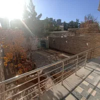 ویلایی-معلم-2طبقه200متری-نشیمن-و-مشاغل-اداری-تجاری