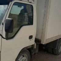 ایسوزو ۵۲۰۰ مدل ۸۷ یخچالی|خودرو سنگین|شیراز, پشم شیشه|دیوار