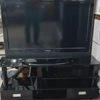 تلویزیون 46 اکس ویژن همراه با زیر تلویزیون شیشه ای|تلویزیون و پروژکتور|اهواز, کیانشهر|دیوار