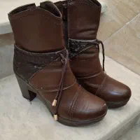 چکمه پاشنه داره سایز ۴۰