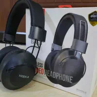 هدفون هیسکا نو همراه با شارژر