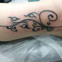 آرایش دائم و تتو بدن و کوتاهی|خدمات آرایشگری و زیبایی|اصفهان, مهدی آباد|دیوار