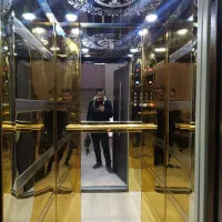 آسانسور عطاری میاندوآب. کابین آسانسور.