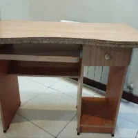 میز کامپیوتر