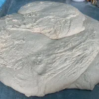 به یک خمیر گیر جهت کار در نانوایی نیازمندم