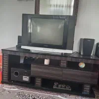 میز تلویزیون وتلویزیون
