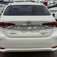 فروش فوری تویوتا کرولا ۱۸۰۰ سی سی هیبرید