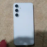 گوشی s24fe کم کارکرد و تمیز