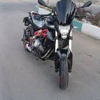 بنلی ۳۰۰ مدل ۹۸