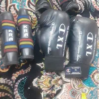 دستکش وروروک|کالسکه و لوازم جانبی|شوشتر, |دیوار