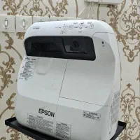 ویدو پرژکتور اپسون با کیفت بالا با کارتن|تلویزیون و پروژکتور|قم, زنبیل آباد|دیوار