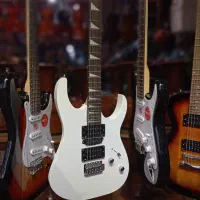 گیتار جَـذاب،،