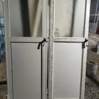 درب سرویس بهداشتی