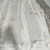 دو عدد پرده سالم اولی ۲ در ۲ دومی ۲در ۲هفتاد