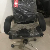 ویترین و میزکار و صندلی|دفتر کار|شهرکرد, |دیوار