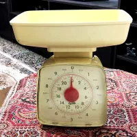 ترازوی قدیمی مدل هدیه سالم