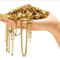 گوشواره طلا پیدا شده