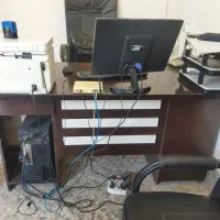 میز و صندلی دفتر کار