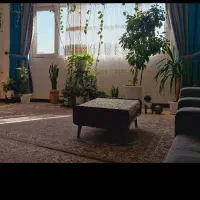 پرده در دو رنگ فیروزه ای و طوسی روشن