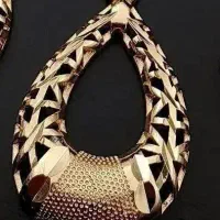 یک لنگ گوشواره شبیه عکس گم کردم