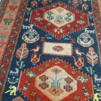 فرش کناره دستباف کار کرده ولی سالمه