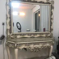 میز وآیینه