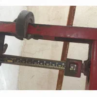 یک عدد ترازو سنگی