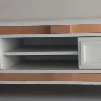 میز تلویزیون تمیز