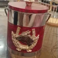 ظرف عتیقه نگهدارنده یخ