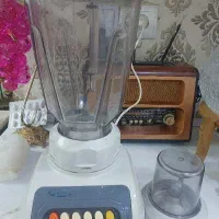 آبمیوه گیر با آسیاب