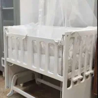 ننو نوزاد (تخت و گهوارهی نوزاد)