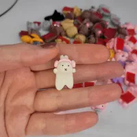 عروسک  چسبونک