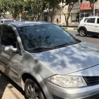 مگان ۲۰۰۰ اتومات مدل ۱۳۹۰، رنگ نقرهای|خودرو سواری و وانت|مشهد, گلبرگ|دیوار