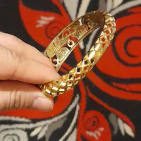 دستبند برنجی رنگ ثابت مثل نونو|بدلیجات|قم, زنبیل آباد|دیوار