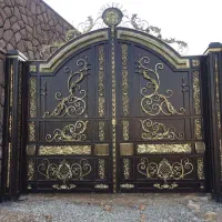 نقاشی درب و چارچوب چاله آسانسور و لوله گاز