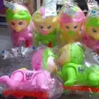 عروسک نوزاد سینه خیز