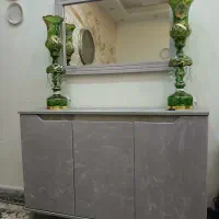 میز کنسول و تلویزیون