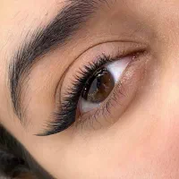 اکستنشن مژه و لیفت ابرو تخفیف بلک فرایدی