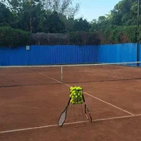 آموزش تنیس خاکی|خدمات آموزشی|اصفهان, آبشار|دیوار