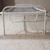 تخت فلزی تاشو